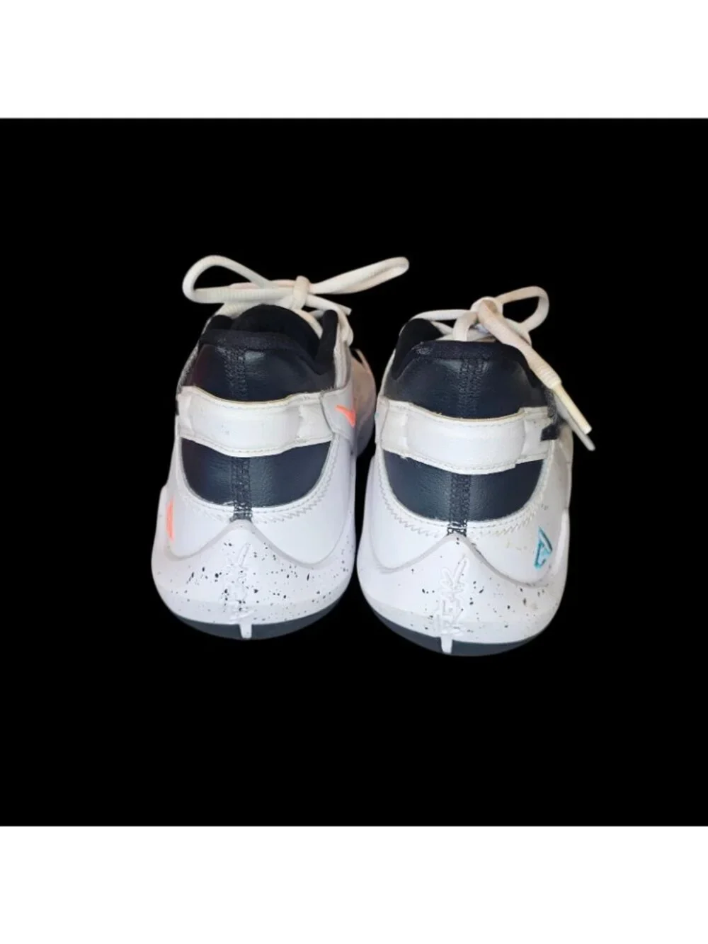 Nike Kids Grade School Zoom Freak 2 Basketball Shoes Size 5.5Y Sneakers